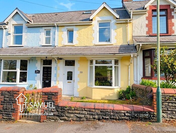 3 Bedroom Property For Sale In Llanfabon Road, Llanfabon, Nelson, CF46
