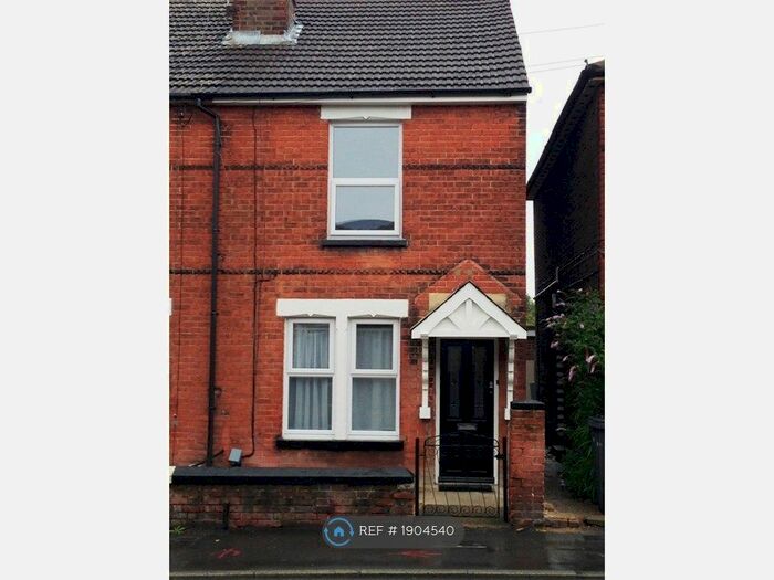 4 Bedroom Semi-Detached House To Rent In Guildford Park Road, Guildford, GU2