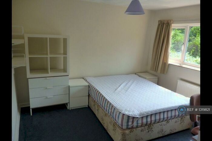 4 Bedroom End Of Terrace House To Rent In Tenterden Drive, Canterbury, CT2