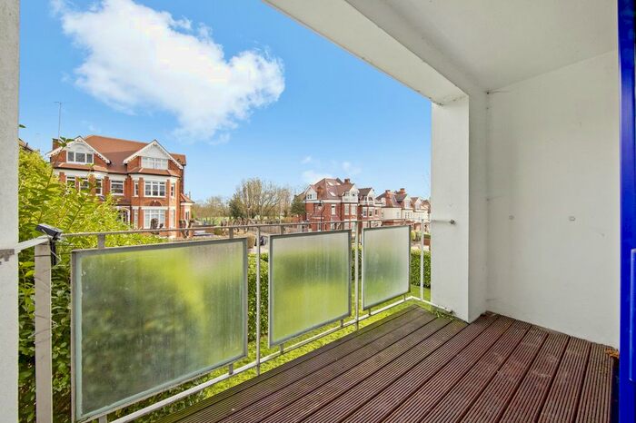 2 Bedroom Flat To Rent In Stanhope Gardens, Highgate, N6