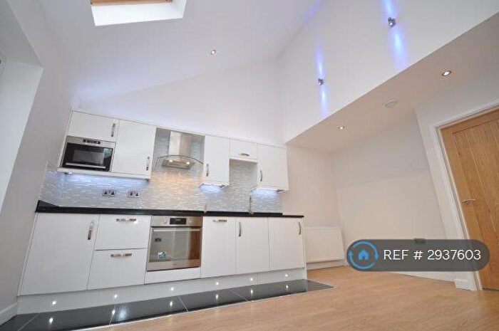 1 Bedroom Flat To Rent In Buckingham Corner, Bicester, OX26