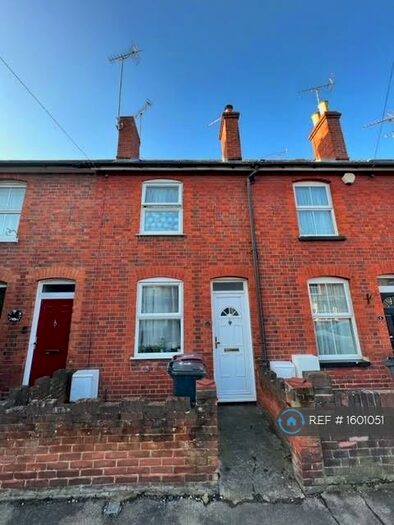 2 Bedroom Terraced House To Rent In Swansea Road, Reading, RG1
