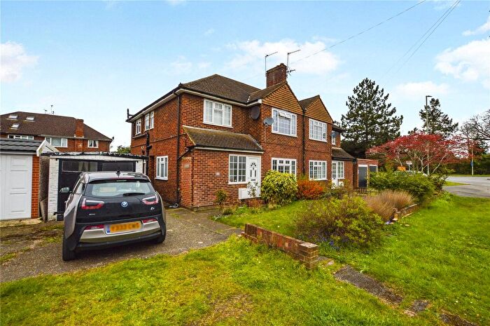 2 Bedroom Maisonette To Rent In Oyster Lane, Byfleet, West Byfleet, Surrey, KT14