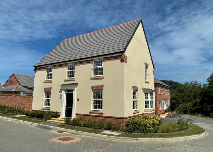 Houses for sale & to rent in EX31 1AN, Stove Road, Barnstaple with