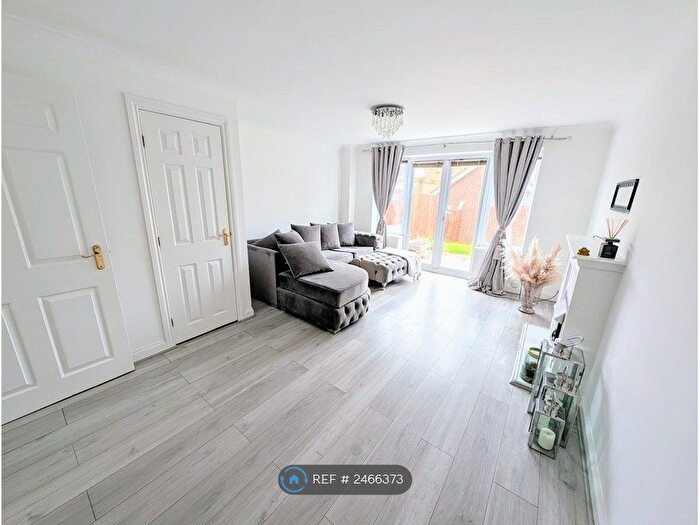 3 Bedroom Terraced House To Rent In Mardling Avenue, Nottingham, NG5