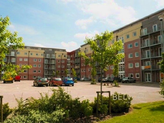 2 Bedroom Flat To Rent In Wharfside, Heritage Way, Wigan, WN3