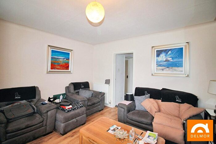 2 Bedroom Semi-Detached House For Sale In Addison Crescent, Leven, KY8