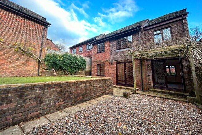 4 Bedroom Detached House To Rent In Oliver Close, Crowborough, TN6