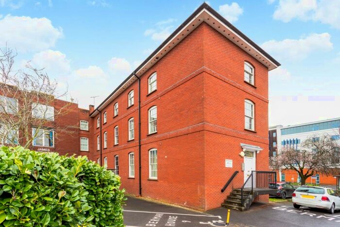 1 Bedroom Flat To Rent In London Road Newbury, RG14