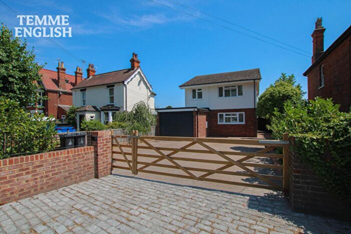 4 Bedroom Detached House For Sale In Church Road, Burnham-On-Crouch, CM0