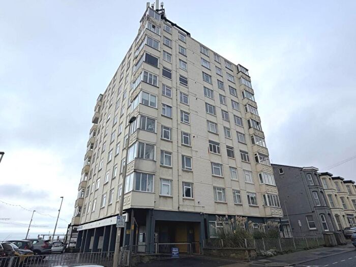 2 Bedroom Flat For Sale In Regent Court, Promenade, Blackpool, FY1