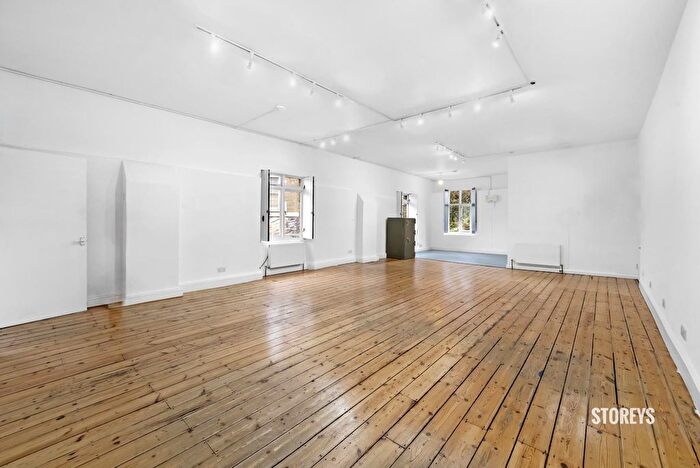 1 Bedroom Flat To Rent In Shacklewell Street, London, E2