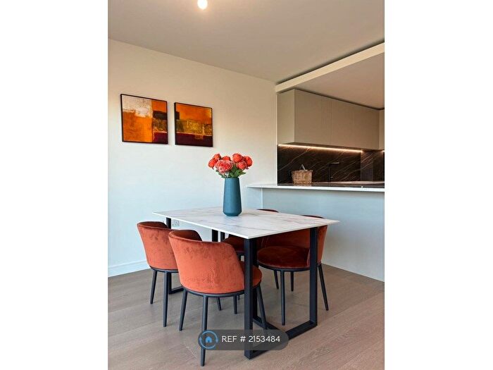 2 Bedroom Flat To Rent In Parr's Way, London, W6