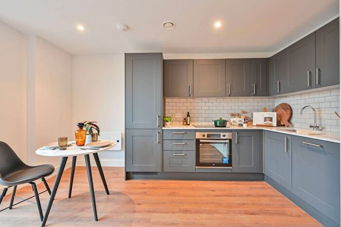 1 Bedroom Flat To Rent In Lofting House, Maidenhead, SL6
