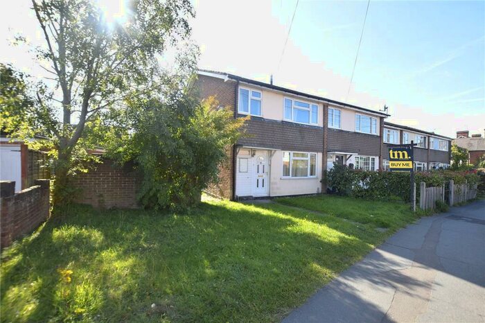 3 Bedroom End Of Terrace House To Rent In Coggeshall Road, Braintree, Essex, CM7