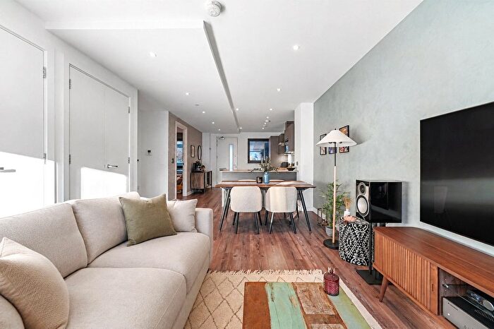 2 Bedroom Flat For Sale In Curie House, Wallis Road, London, E9