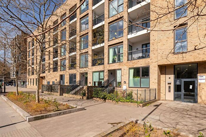 1 Bedroom Flat For Sale In Dalston Lane, Hackney, E8