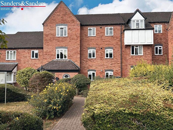 2 Bedroom Apartment To Rent In Chestnut Court, Gas House Lane, Alcester, B49