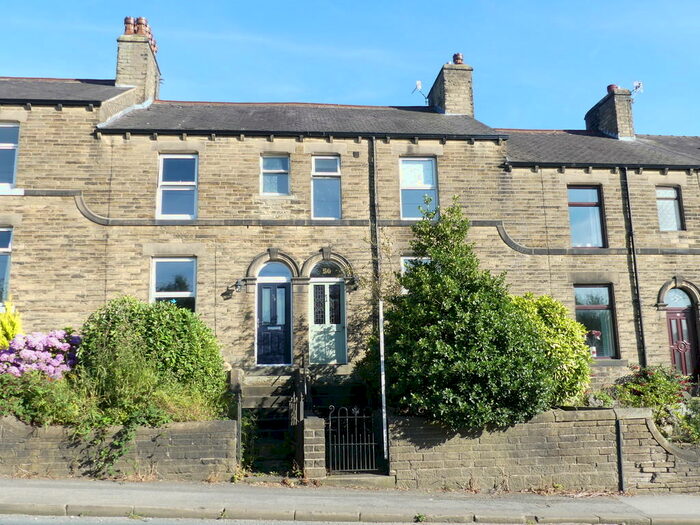 3 Bedroom Terraced House To Rent In Bolton Road, Silsden, BD20