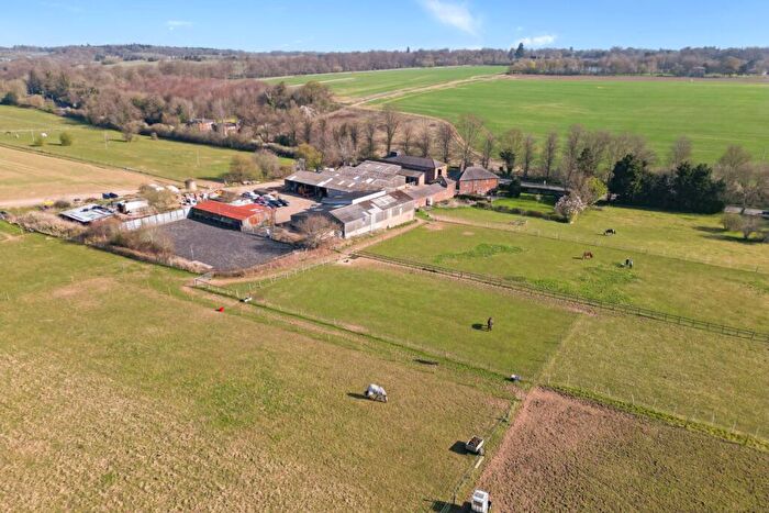 Land For Sale In Gibraltar Farm - Lot, Luton, Bedfordshire, LU2