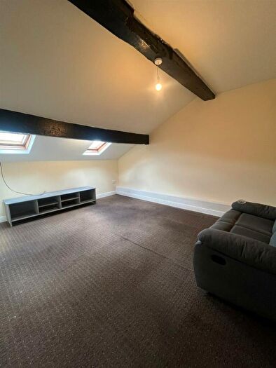 2 Bedroom Apartment To Rent In Apartment, Town Hall Street, Sowerby Bridge, HX6