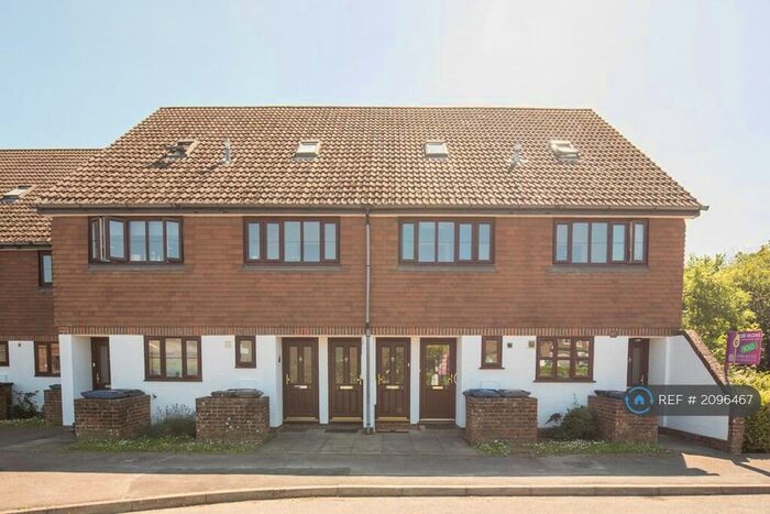 1 Bedroom Maisonette To Rent In John Wiskar Drive, Cranleigh, GU6