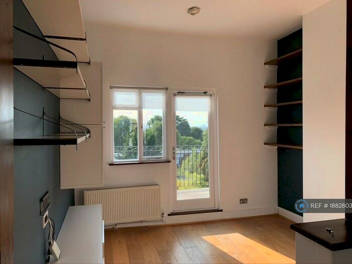 1 Bedroom Flat To Rent In Cheverton Road, London, N19
