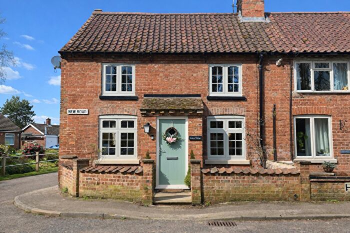 3 Bedroom End Of Terrace House For Sale In New Road, Oxton, Southwell, NG25