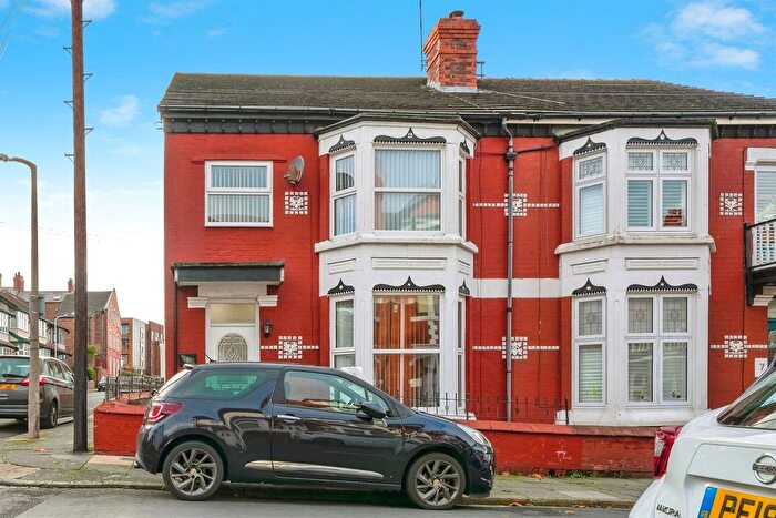 4 Bedroom Semi Detached House For Sale In Cavendish Road, Wallasey, CH45