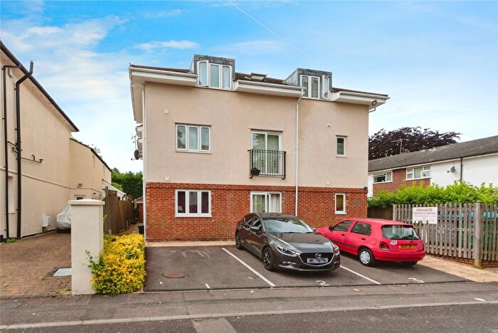 1 Bedroom Flat For Sale In Knightwood Court, Inkerman Road, Southampton, Hampshire, SO19