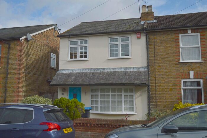 2 Bedroom Terraced House To Rent In Hummer Road, Egham, TW20