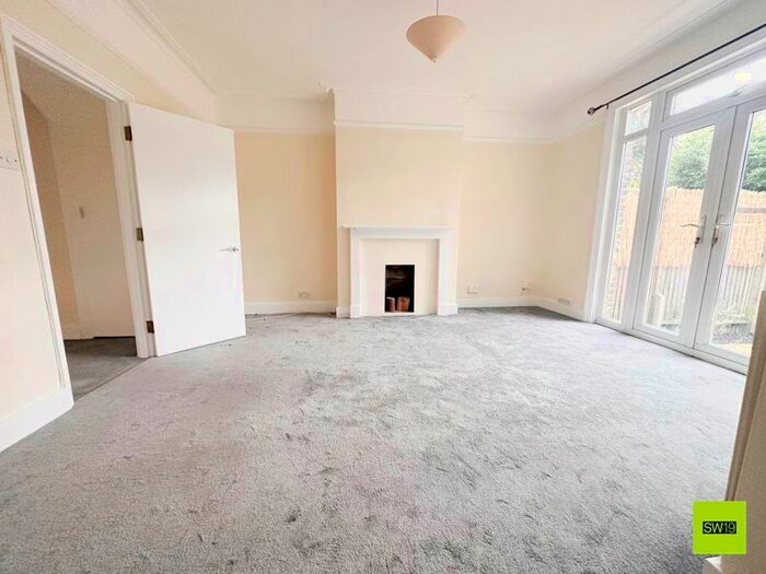 2 Bedroom Flat To Rent In Delamere Road, London, SW20
