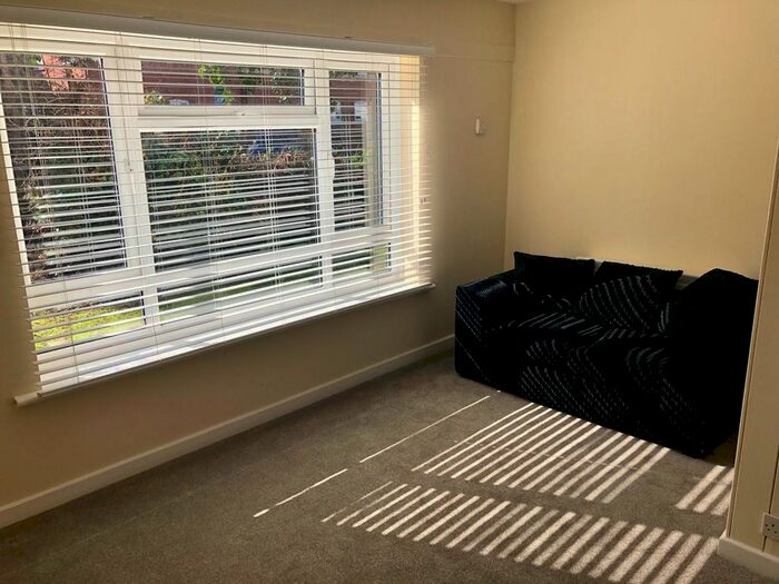 1 Bedroom Flat To Rent In Forfield Place, Leamington Spa, CV31