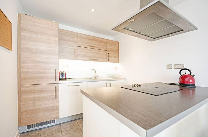 1 Bedroom Flat For Sale In Kinetica Apartments, Dalston, London, E8