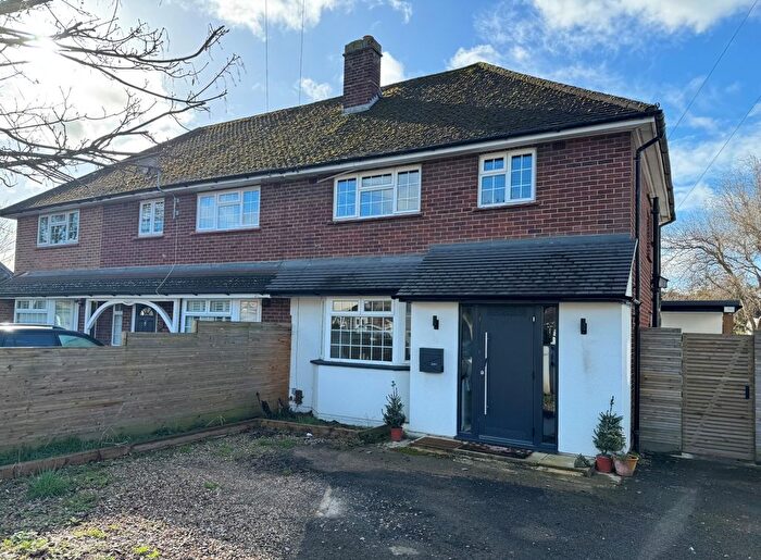 3 Bedroom Semi Detached House For Sale In Stephen Close, Egham, Surrey, TW20
