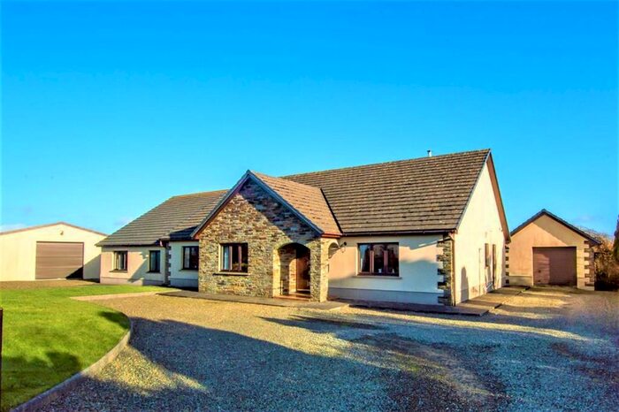 6 Bedroom Detached Bungalow For Sale In Henllan Amgoed, Whitland, SA34