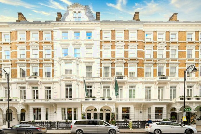 1 Bedroom Flat To Rent In Harrington Gardens, South Kensington, SW7