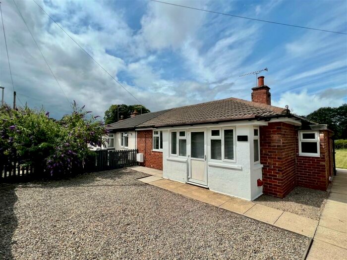 2 Bedroom Semi-Detached Bungalow To Rent In Boston Spa, West Avenue, LS23