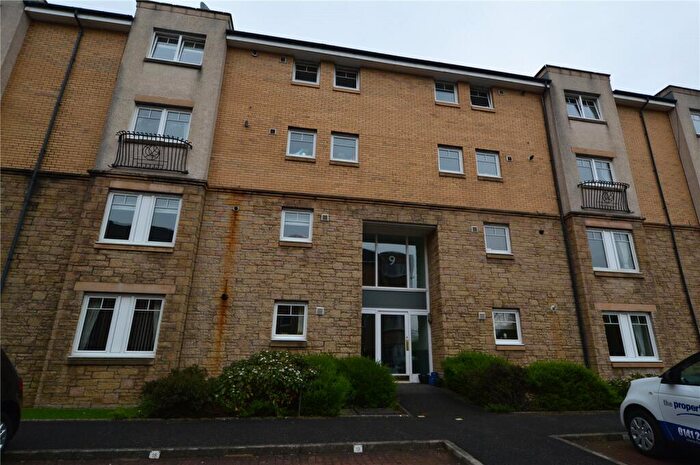 2 Bedroom Flat To Rent In Castlebrae Gardens, Cathcart, Glasgow, G44