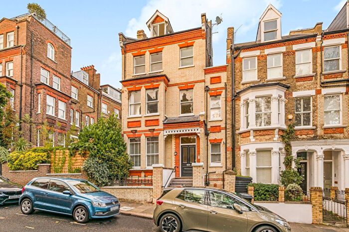 2 Bedroom Flat For Sale In Kemplay Road, Hampstead Village, NW3