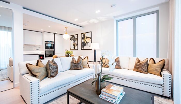 2 Bedroom Flat To Rent In Edgware Road, London, W2