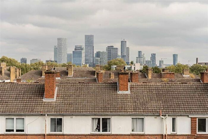 2 Bedroom Flat For Sale In Cherry Garden Street, London, SE16