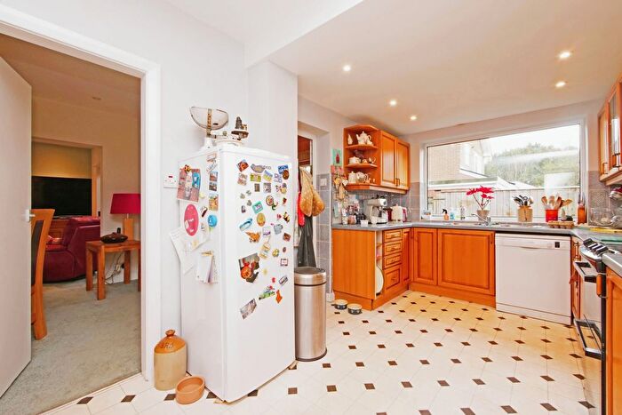 4 Bedroom Detached House For Sale In Lorraine Avenue, Elvington, York, YO41