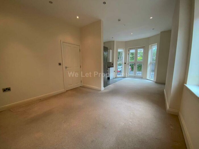 2 Bedroom Apartment To Rent In Manchester Road, Chorlton, M21