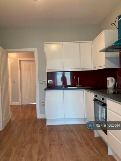 2 Bedroom Flat To Rent In Surrey Quays, London, SE16