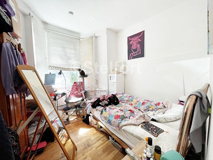 1 Bedroom Apartment To Rent In Pakeman Street, London, N7