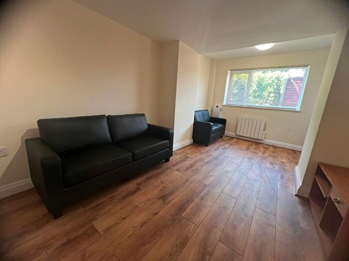 1 Bedroom Bungalow To Rent In Alton Gardens, Luton, LU1