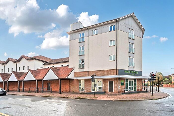 2 Bedroom Flat For Sale In Moorbridge Road, Maidenhead, SL6