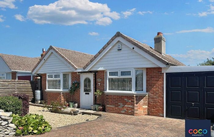 2 Bedroom Detached Bungalow For Sale In Reap Lane, Portland, DT5