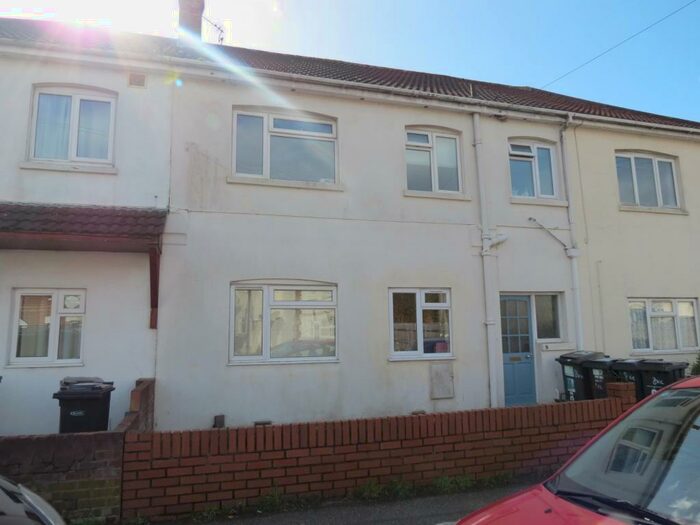 6 Bedroom House To Rent In Bedroom Terraced House In Moordown, BH9